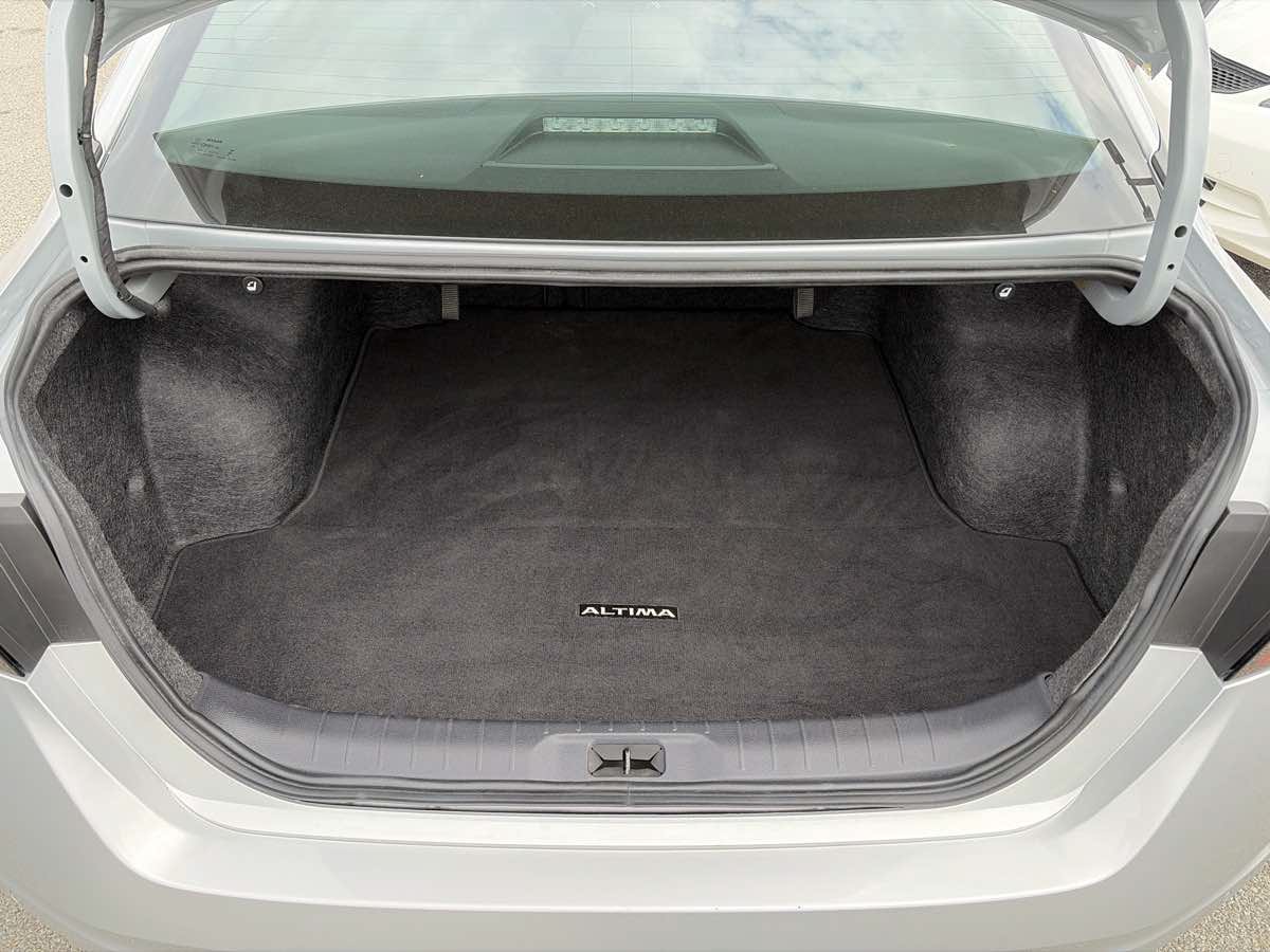Used 2025 Nissan Altima 2.5 SV w/ SV Special Edition Package FWD image 14