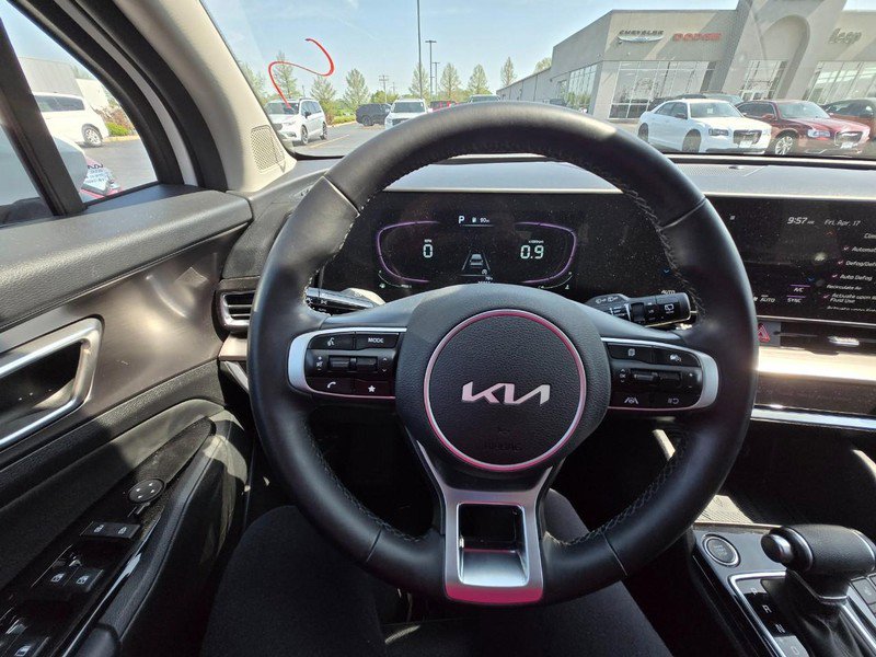 Used 2023 Kia Sportage EX FWD image 11