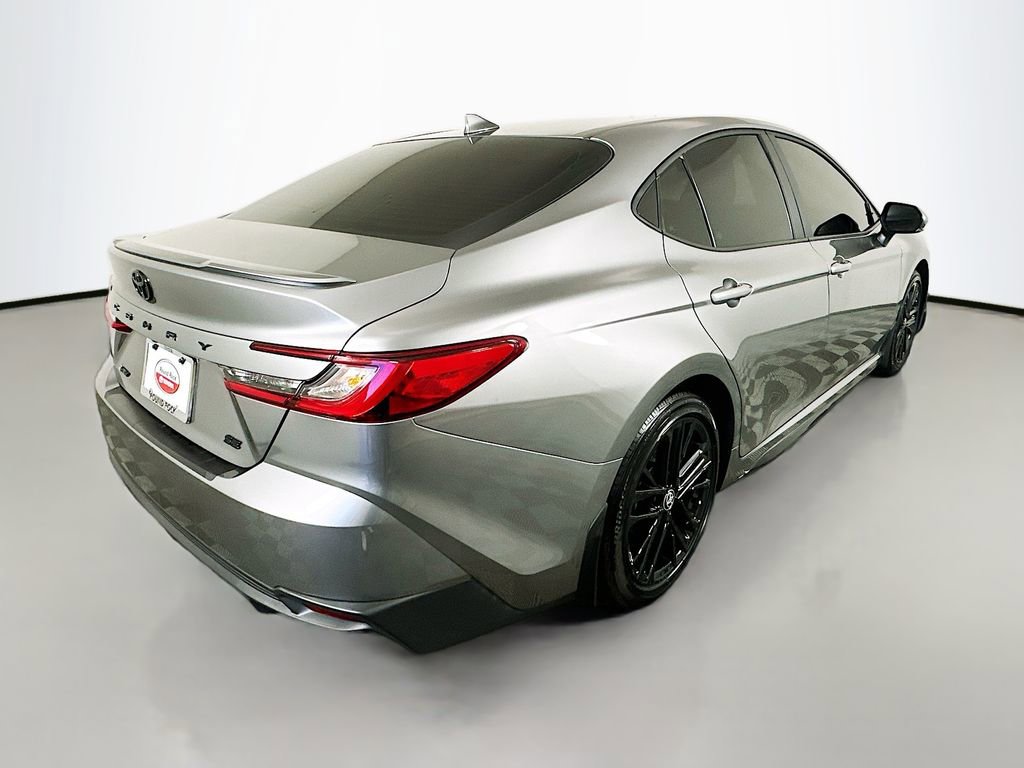 Certified 2025 Toyota Camry SE image 5