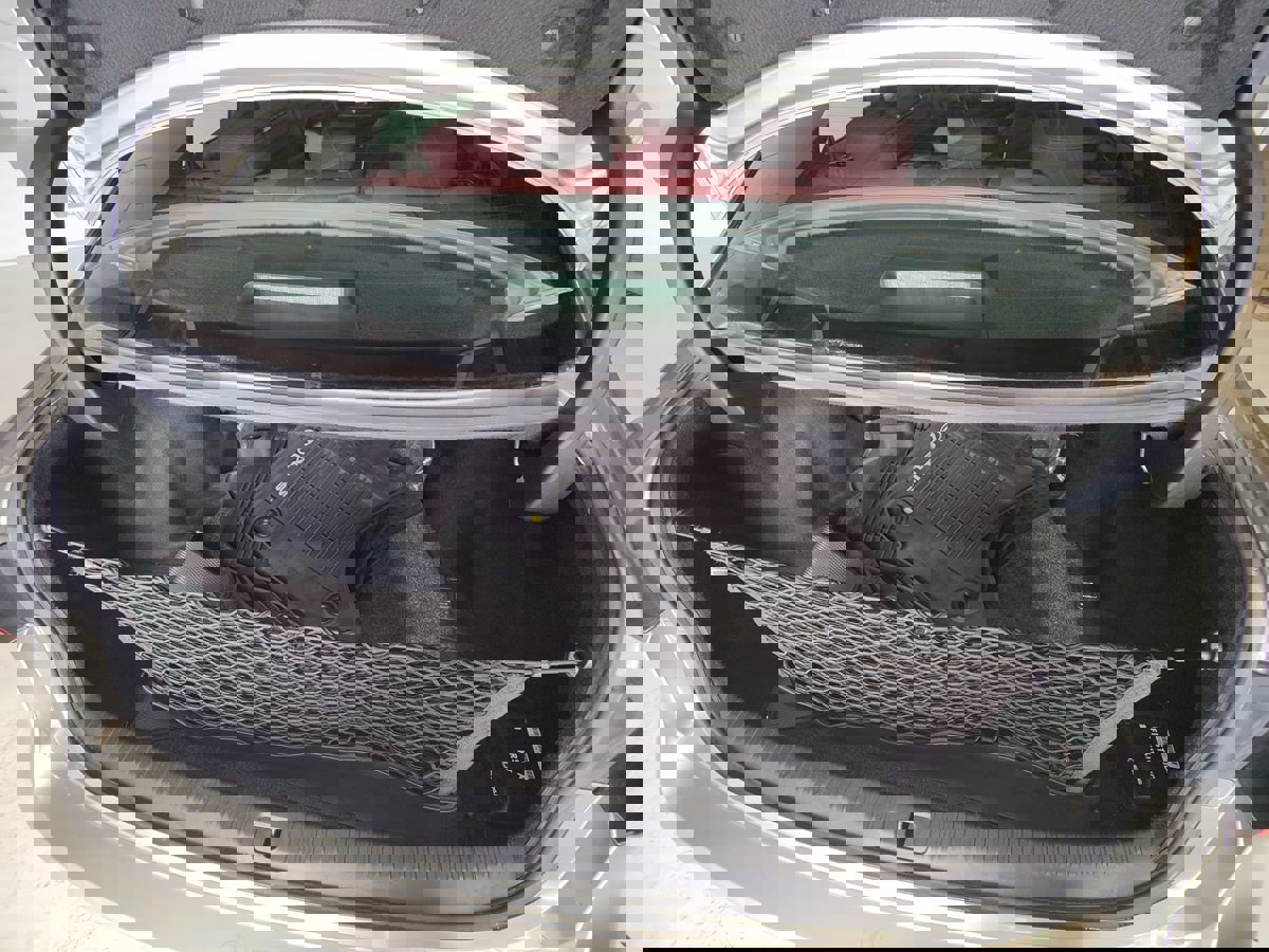 Used 2019 Lexus IS 300 F Sport w/ F Sport Package image 9