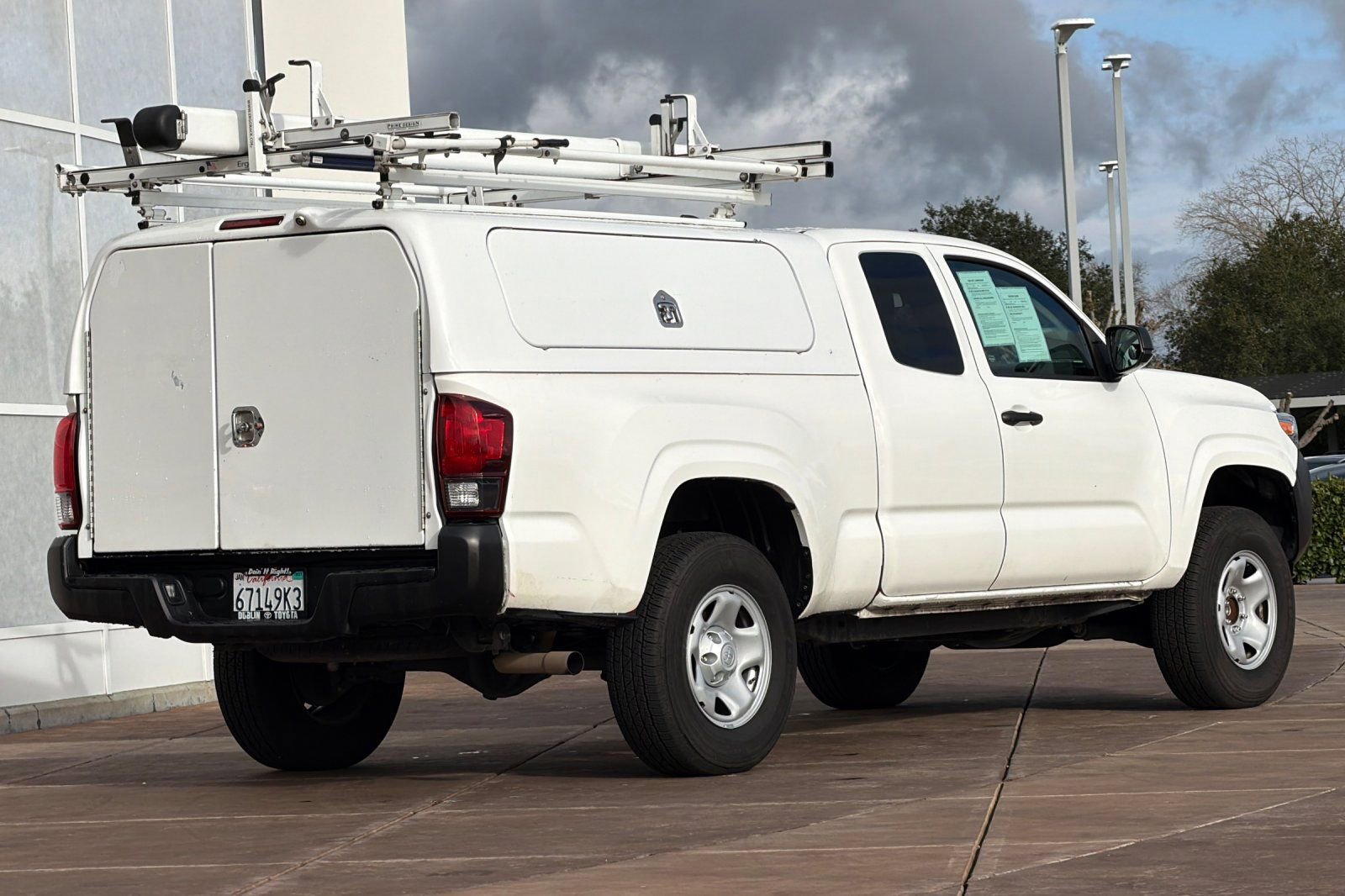 Certified 2022 Toyota Tacoma SR video 4