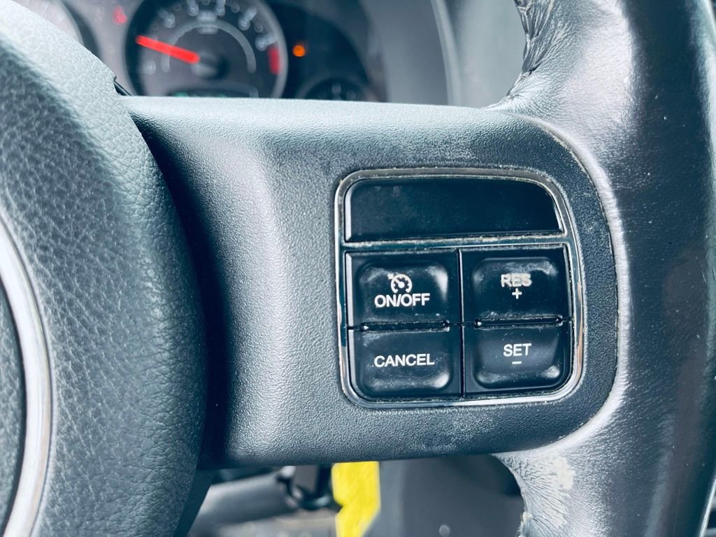 Used 2011 Jeep Patriot Sport AWD/4WD image 15