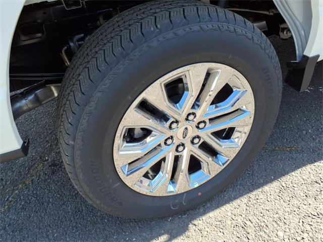 New 2025 Ford F150 Lariat w/ Equipment Group 502A High image 7