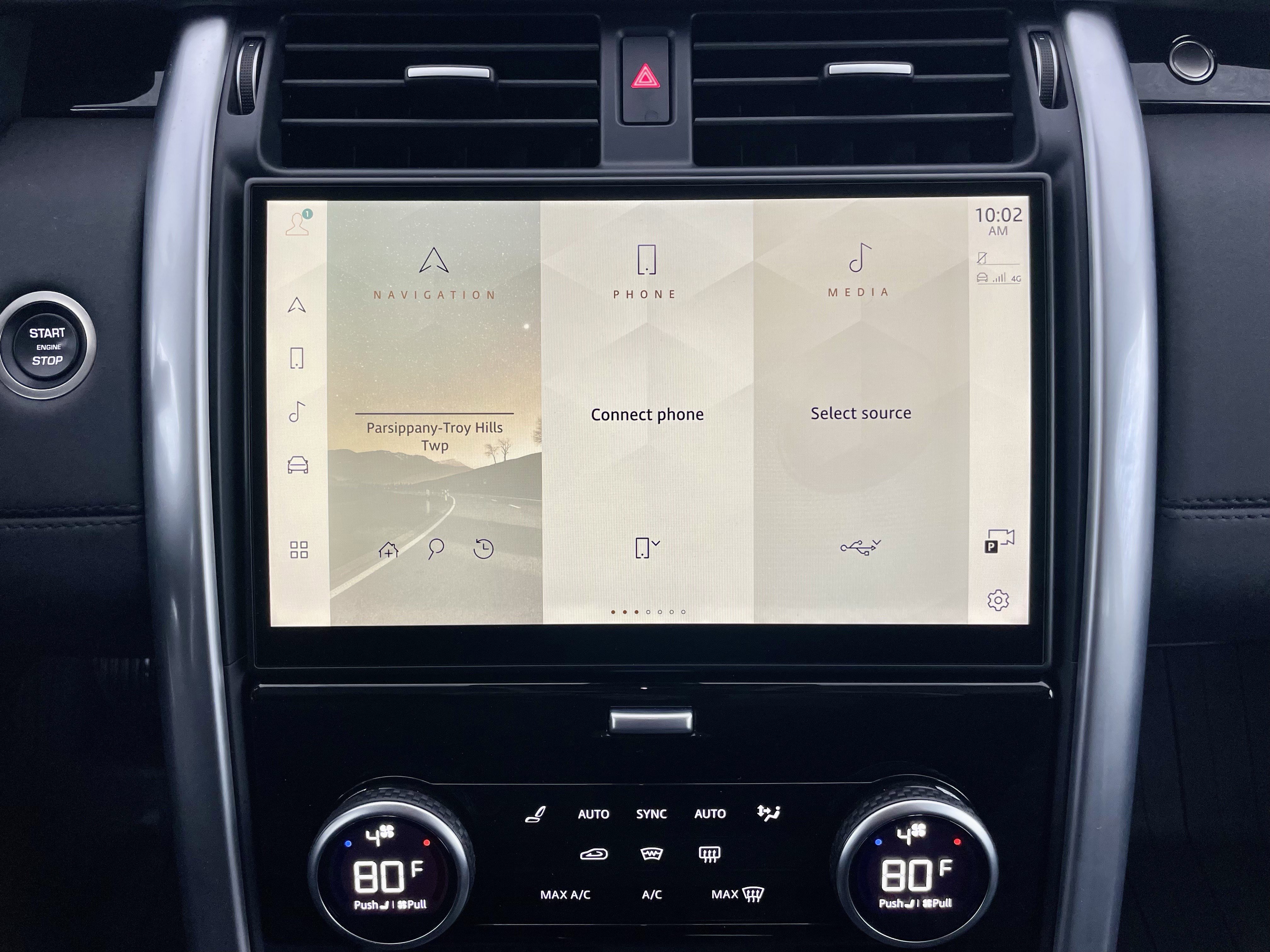 Certified 2024 Land Rover Discovery Dynamic SE image 19