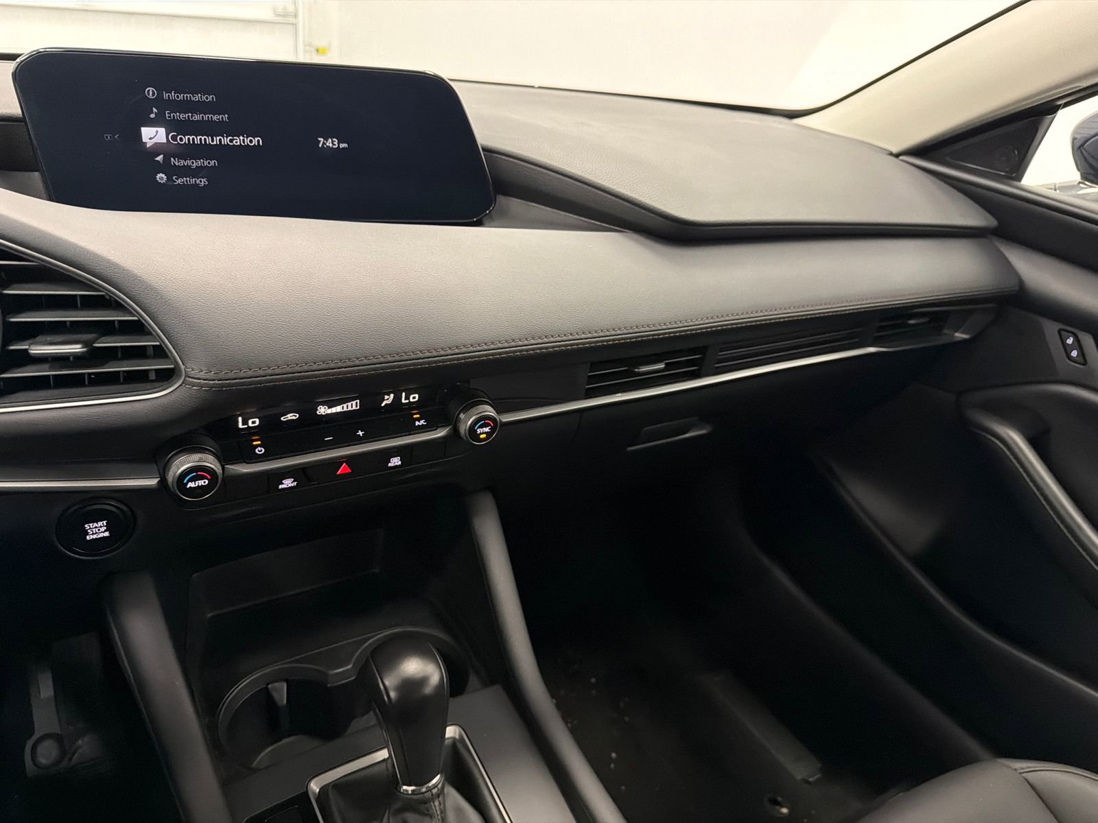 Used 2023 MAZDA MAZDA3 s image 20