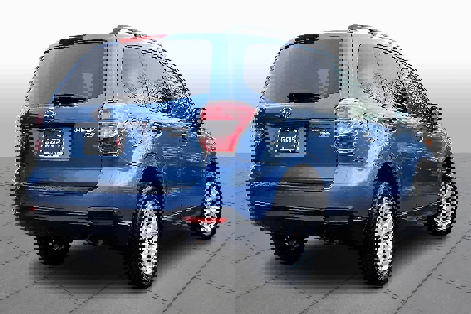 Used 2015 Subaru Forester 2.5i Premium w/ All-Weather Package image 13