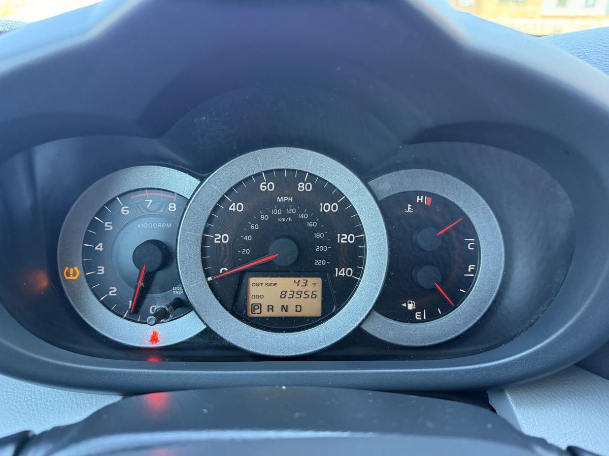 Used 2006 Toyota RAV4 2WD image 15