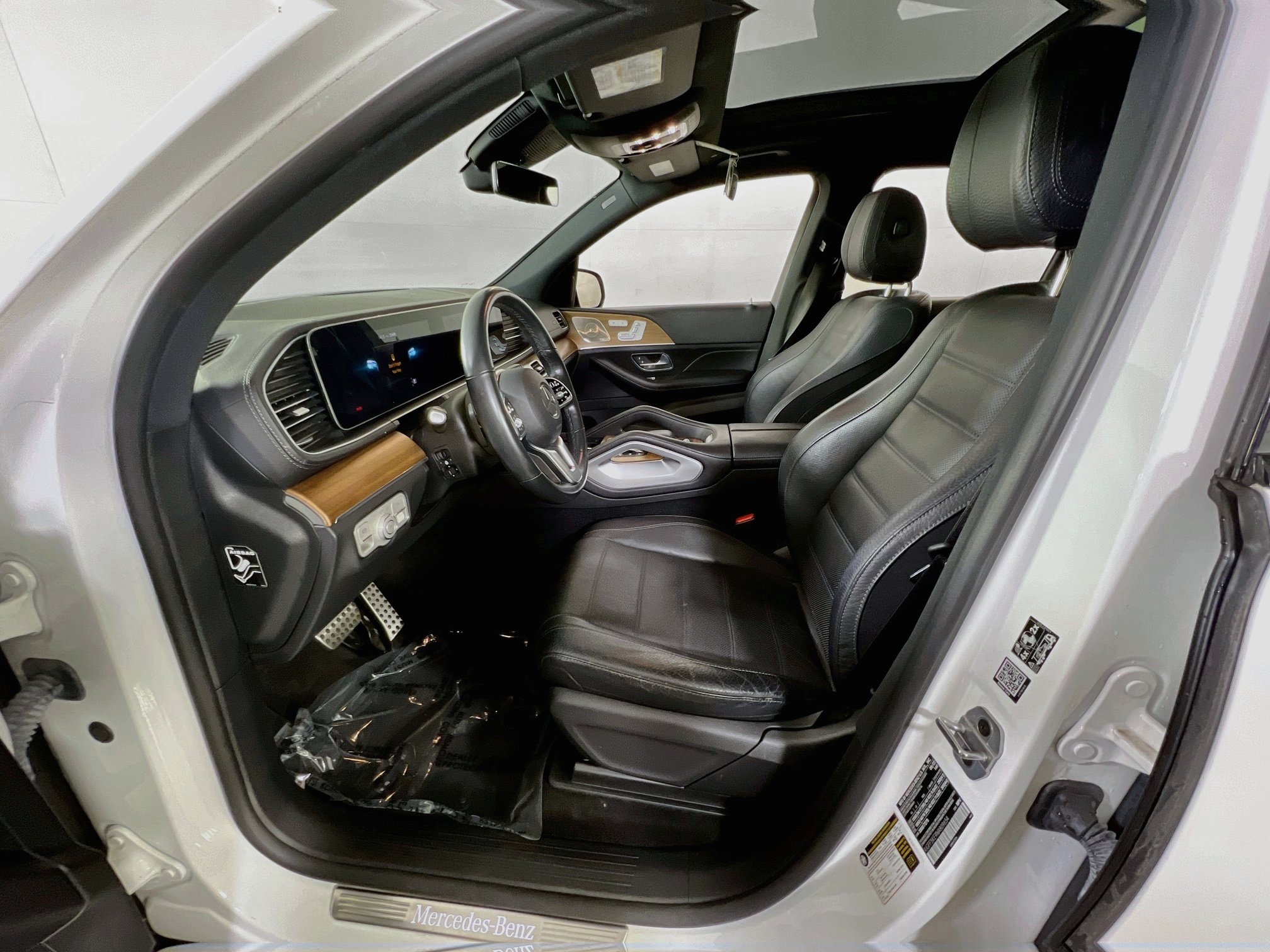 Used 2022 Mercedes-Benz GLS 450 4MATIC image 19