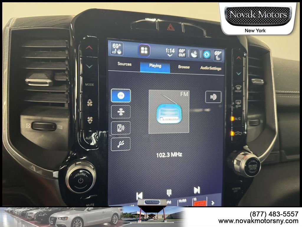 Used 2023 RAM 1500 Laramie AWD/4WD image 23