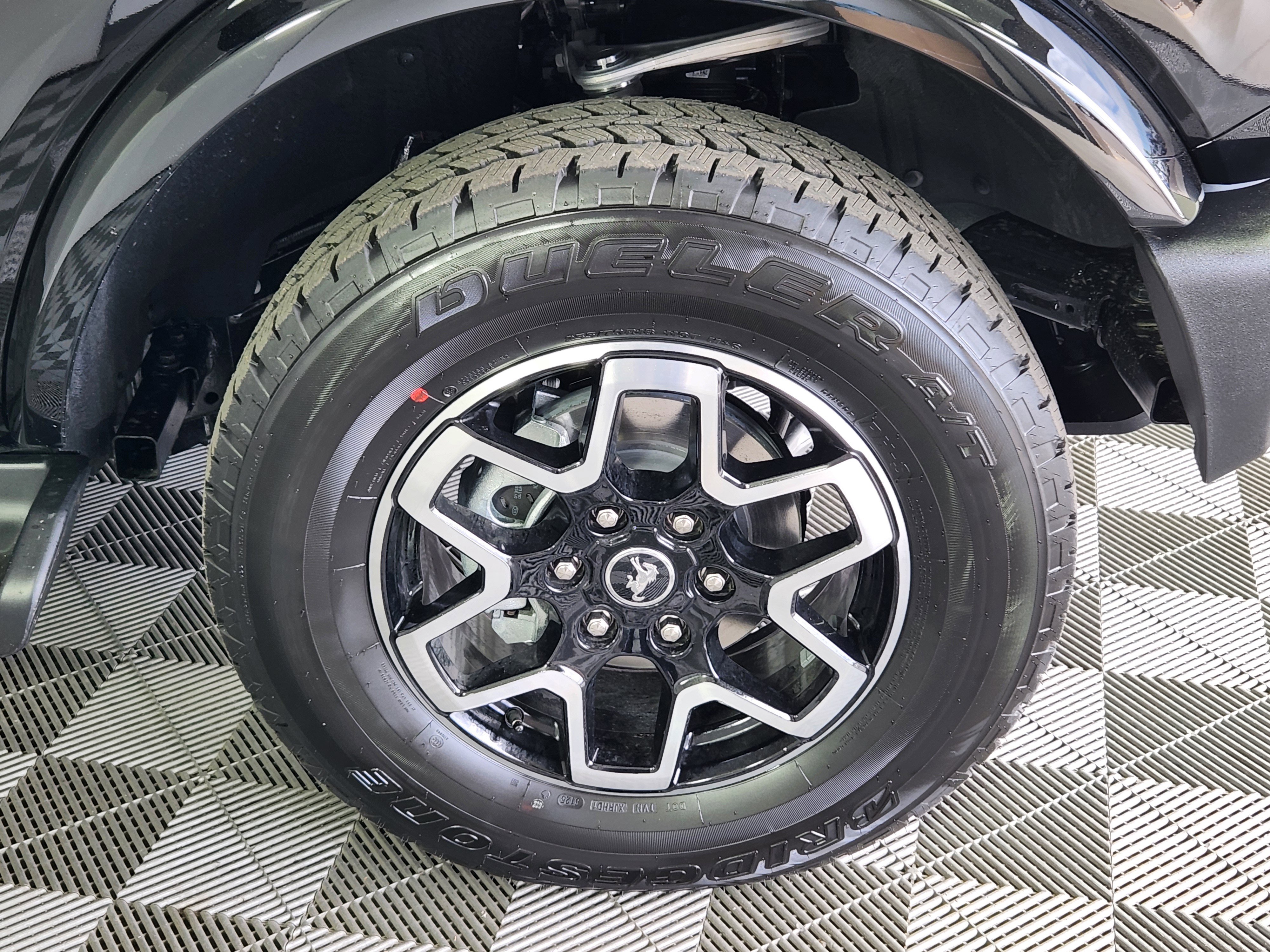 New 2026 Ford Bronco Outer Banks image 9