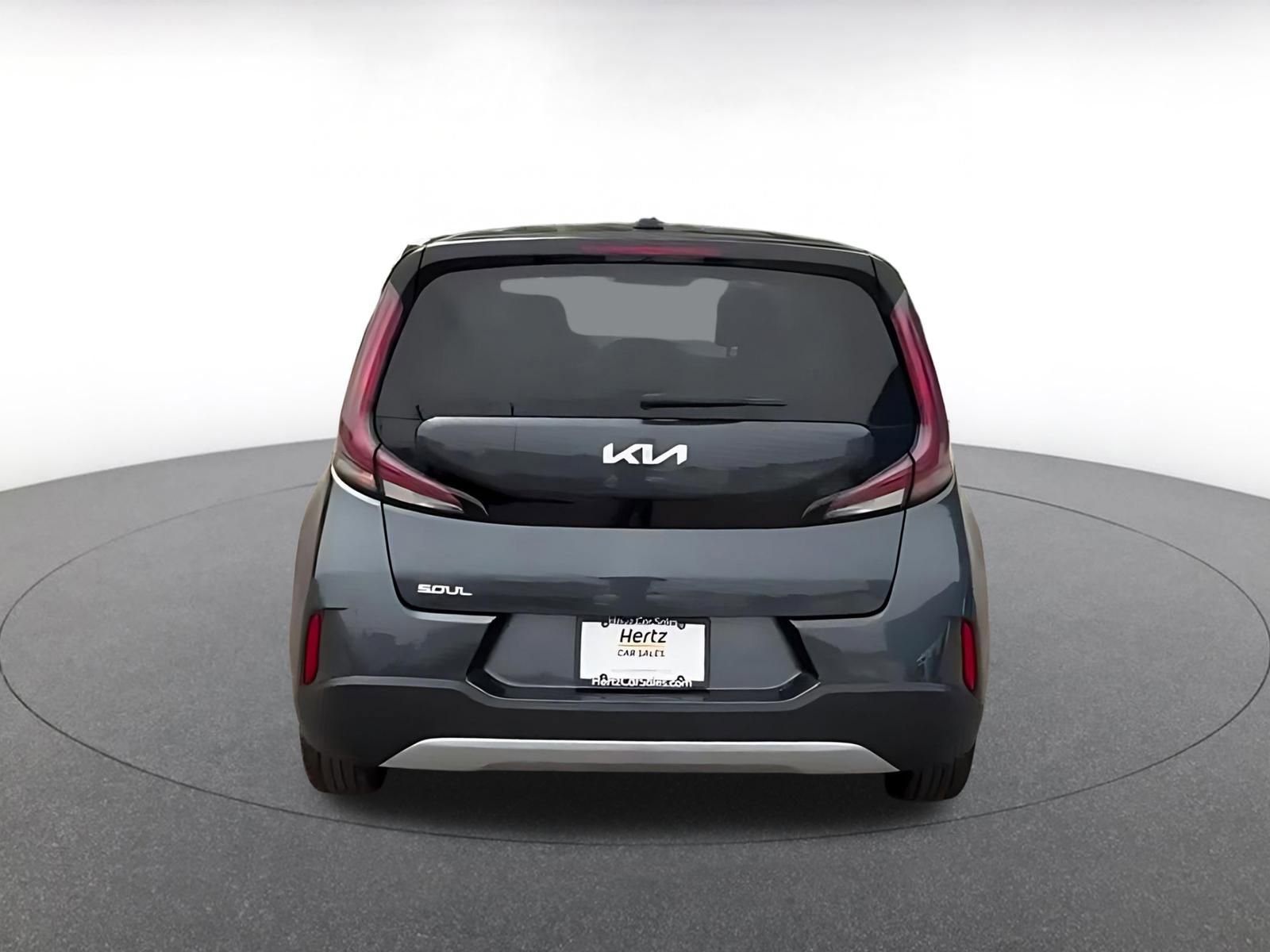 Used 2025 Kia Soul LX w/ LX Technology Package FWD image 12
