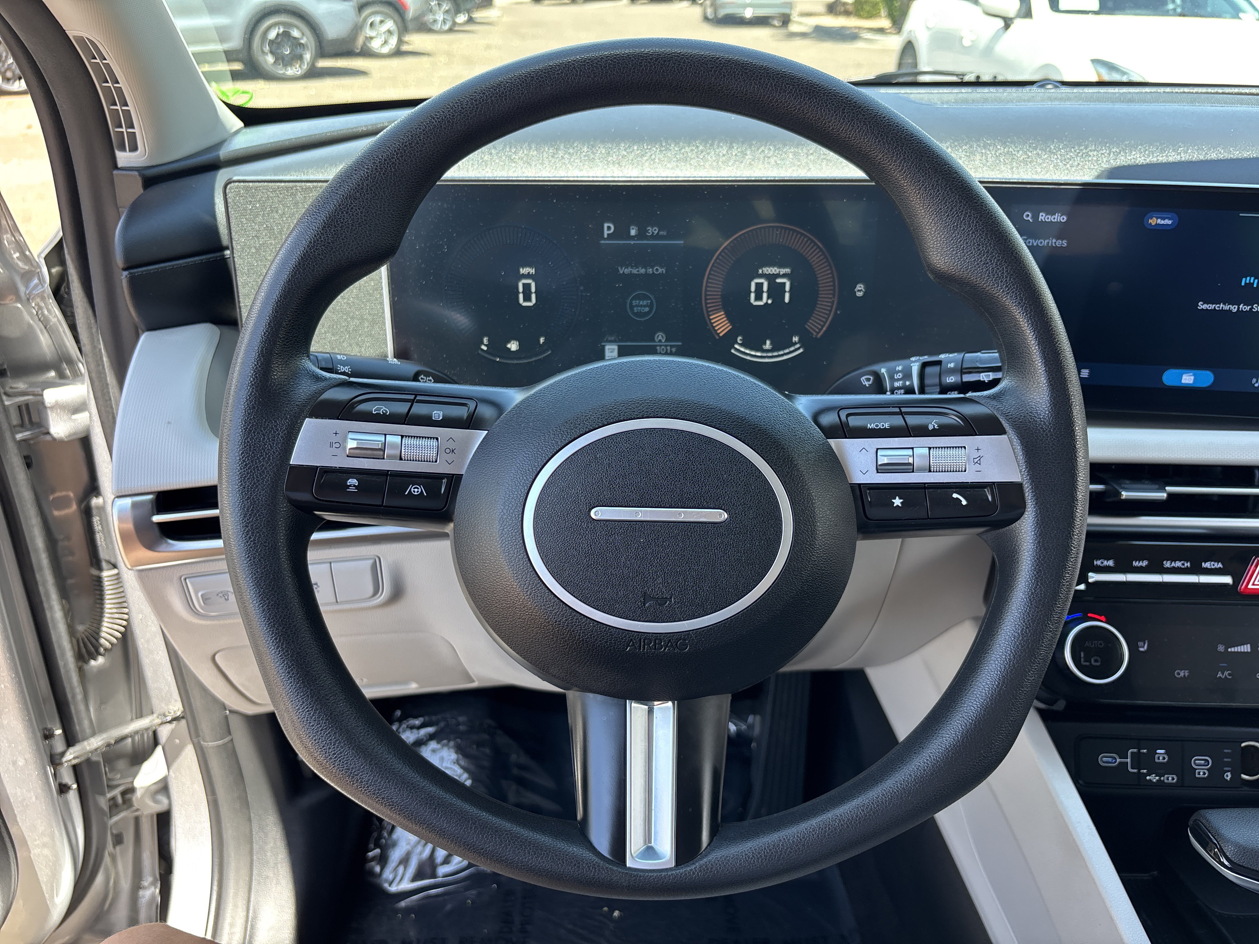 Used 2025 Hyundai Tucson SEL FWD image 25