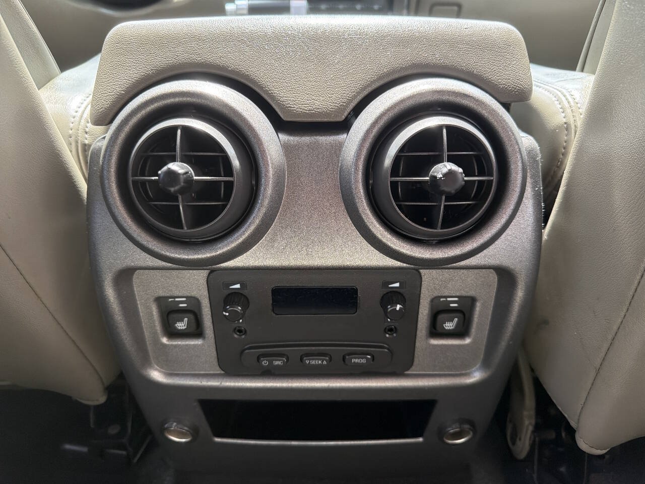 Used 2003 HUMMER H2 w/ Preferred Equipment Group AWD/4WD image 30