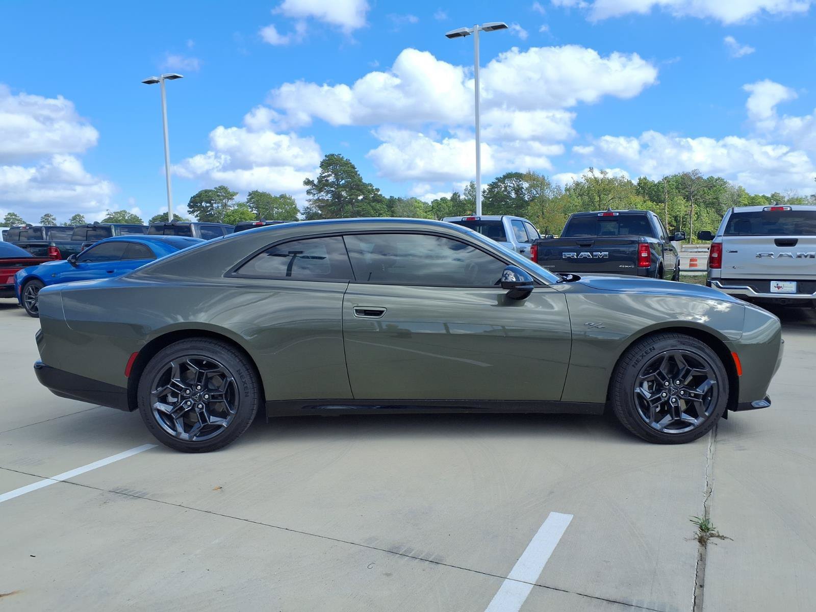 New 2026 Dodge Charger R/T w/ Blacktop Package AWD/4WD image 5