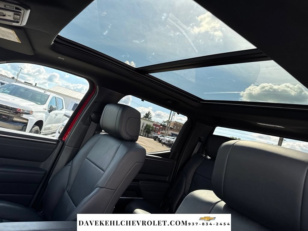 Used 2024 Toyota Tundra Platinum AWD/4WD image 21