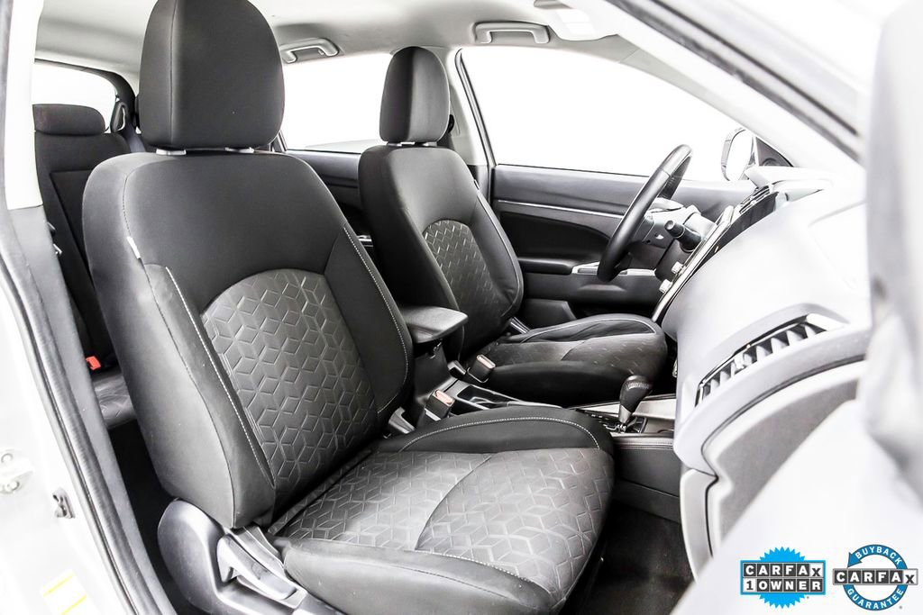 Used 2021 Mitsubishi Outlander Sport SE image 32