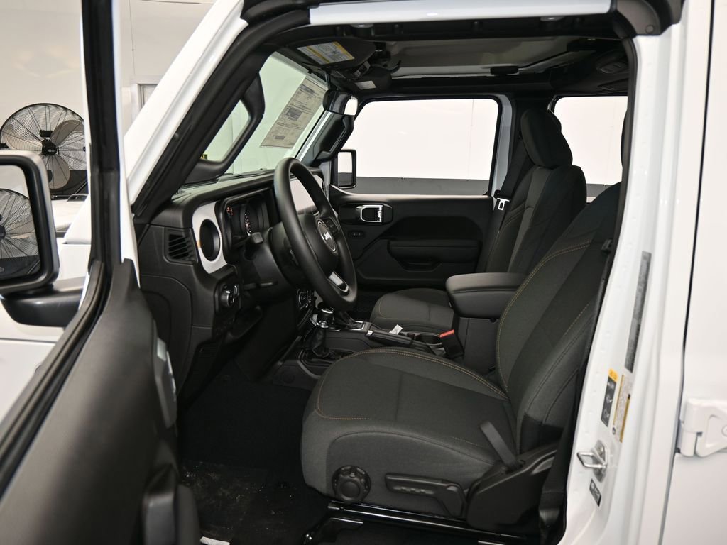 New 2026 Jeep Gladiator Sport AWD/4WD image 11