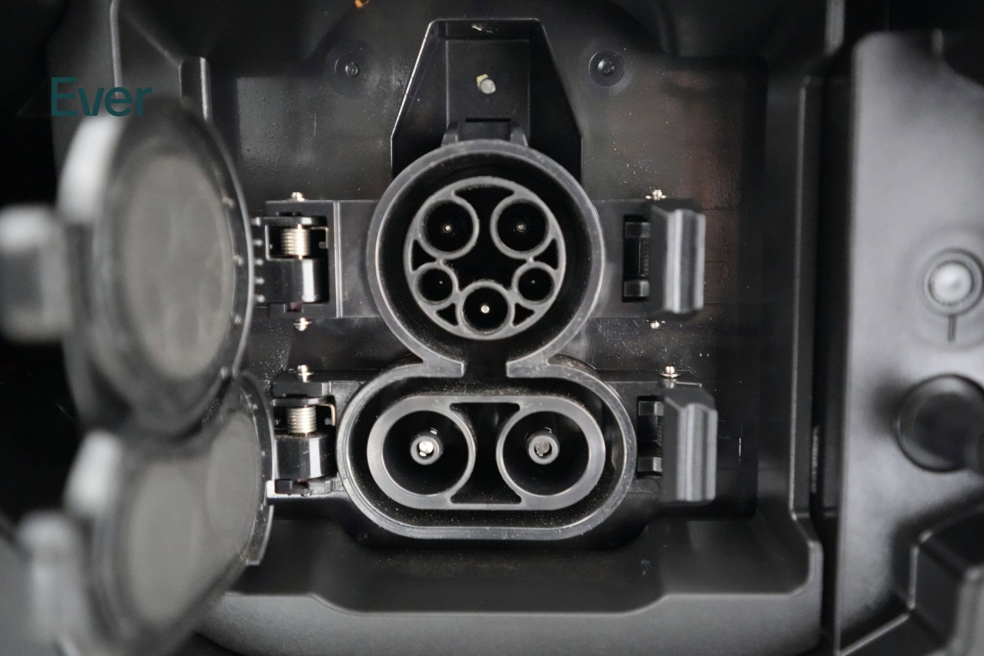 Used 2025 Toyota bZ4X AWD w/ Weather Package image 10