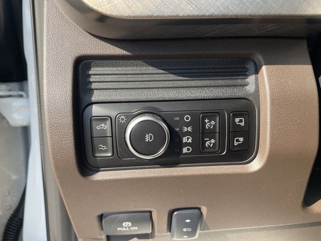 New 2026 Ford F250 Lariat image 17