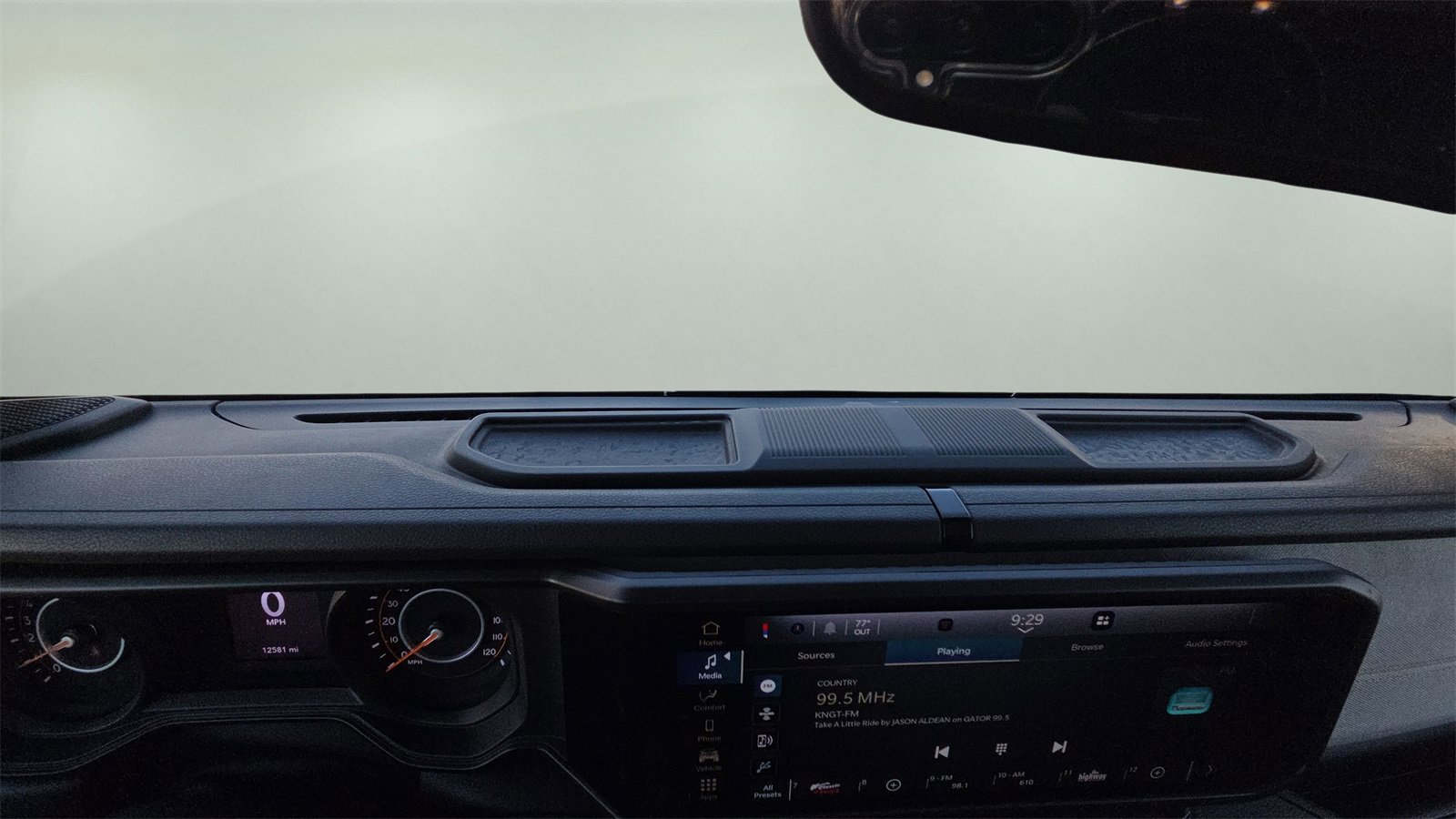 Used 2024 Jeep Wrangler Sport image 9