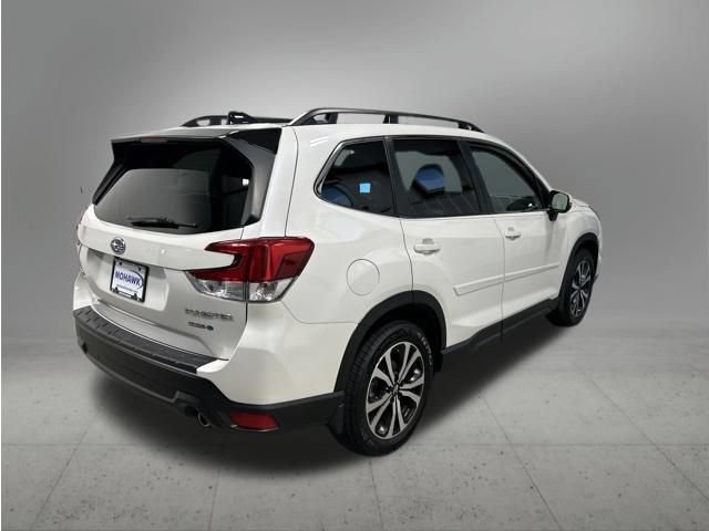 Used 2024 Subaru Forester Limited AWD/4WD image 5