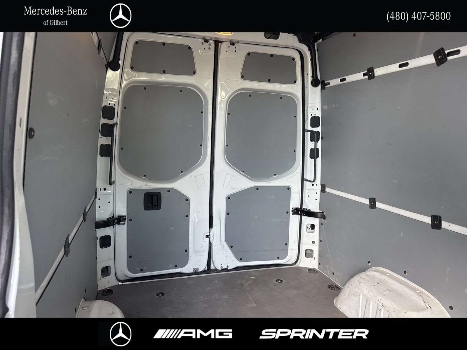 Used 2025 Mercedes-Benz Sprinter 2500 image 25