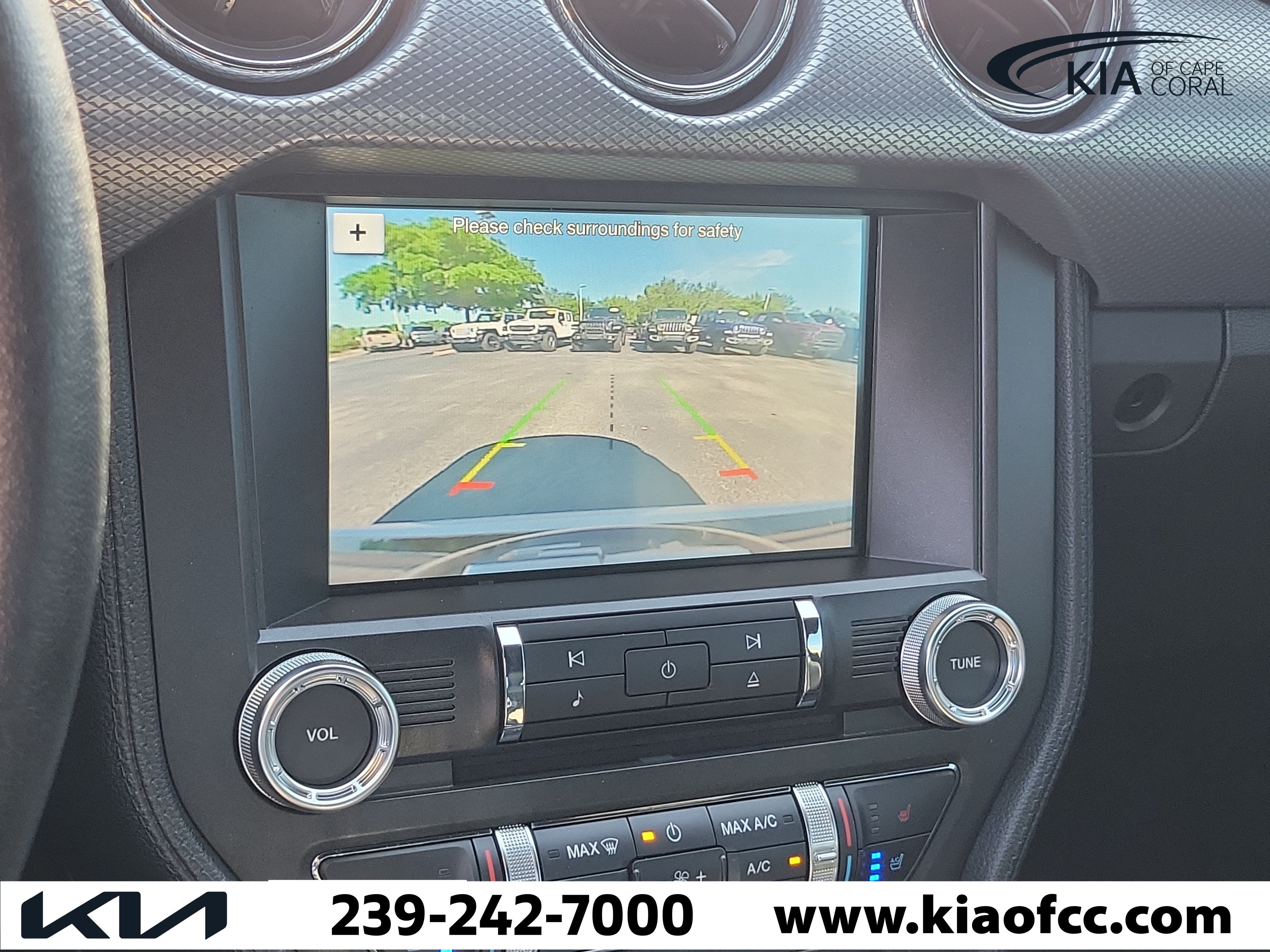 Used 2017 Ford Mustang GT Premium RWD image 22