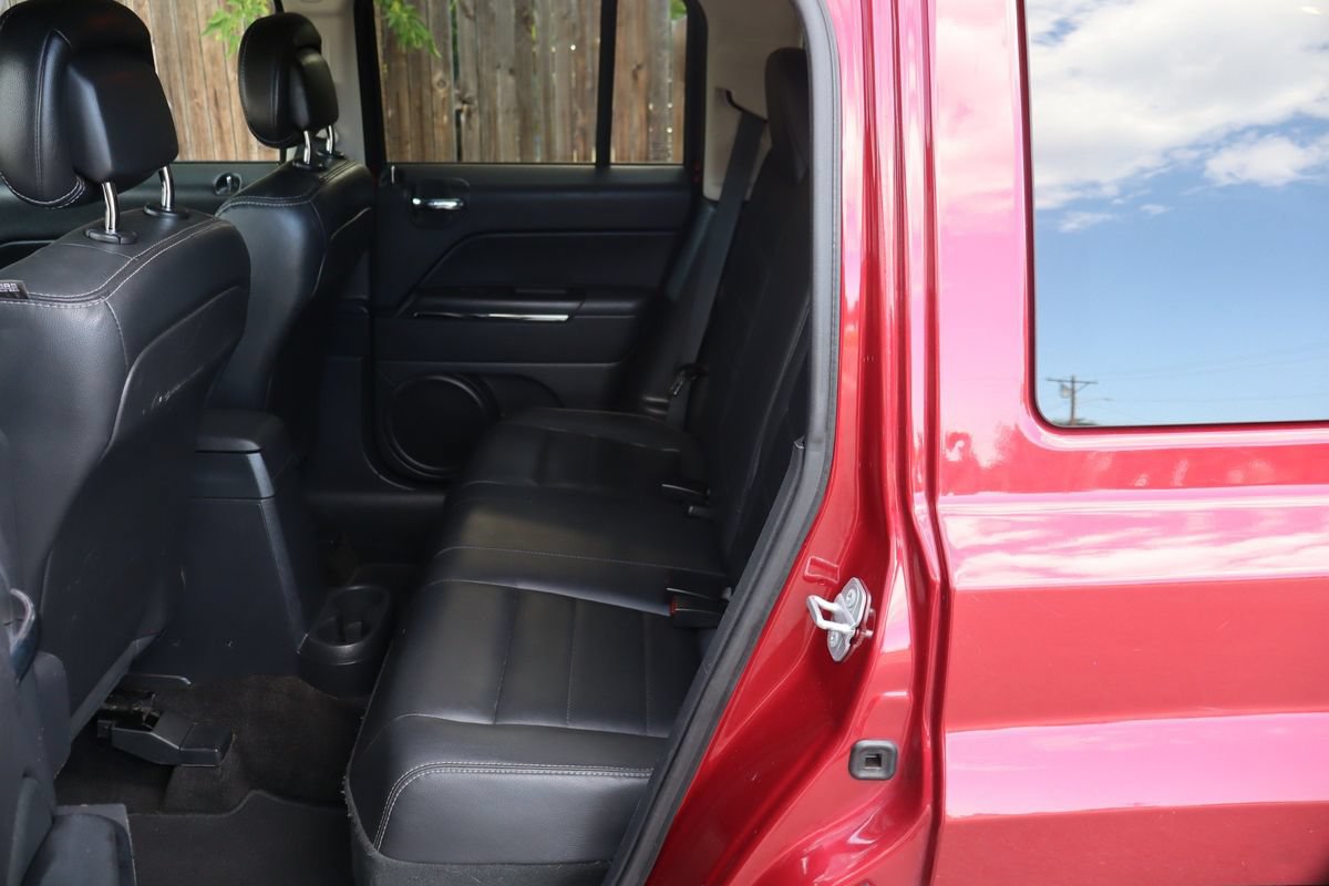 Used 2015 Jeep Patriot Limited w/ Sun/Sound Group FWD image 20
