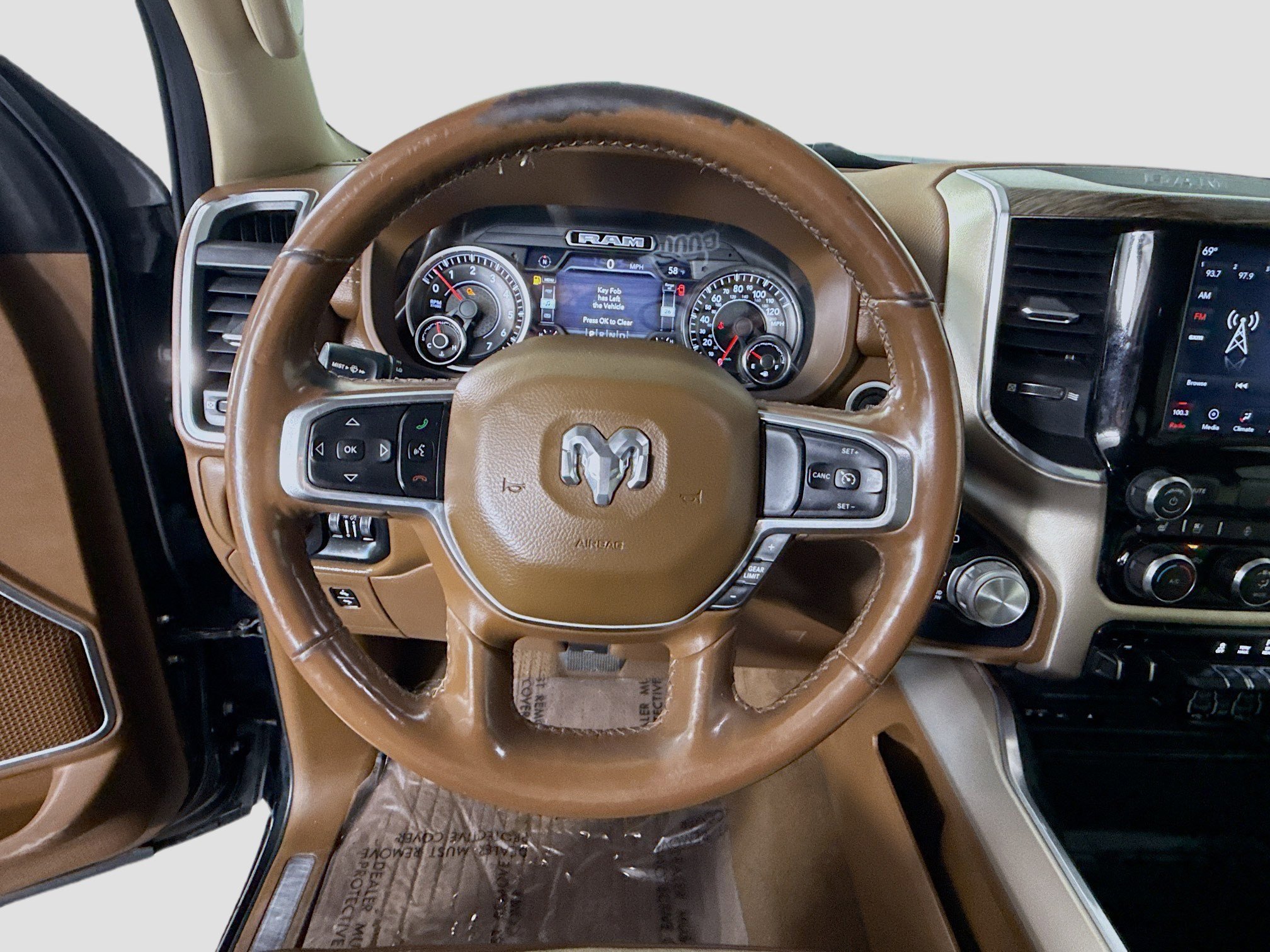 Used 2019 RAM 1500 Laramie image 13