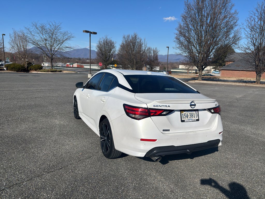 Used 2022 Nissan Sentra SR w/ Trunk Package image 7