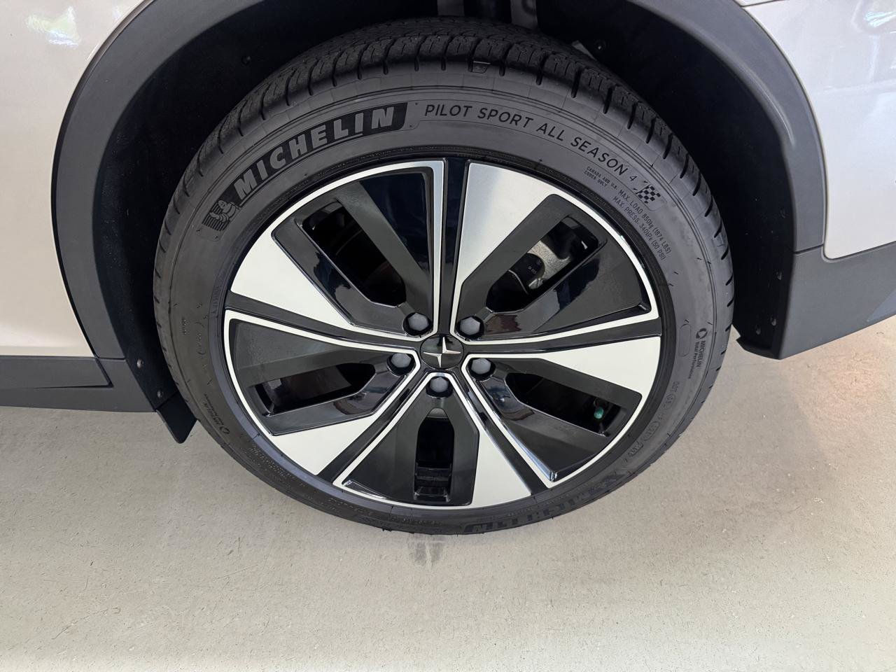 Used 2024 Polestar Polestar 2 AWD/4WD image 27
