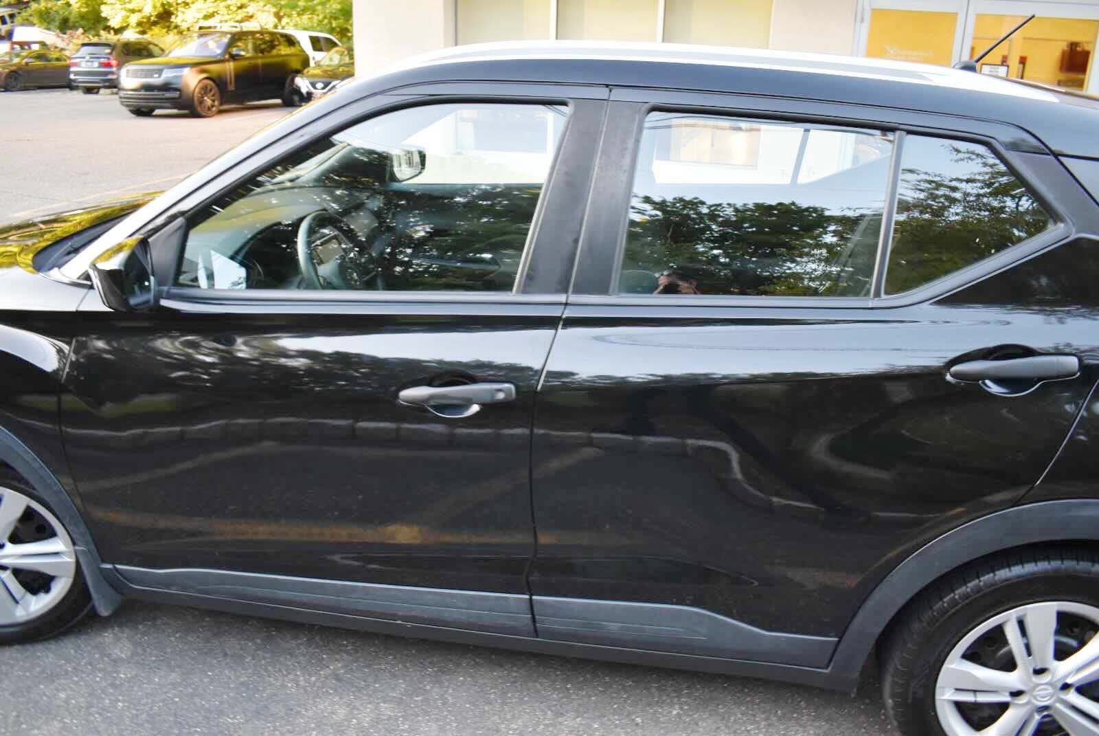 Used 2018 Nissan Kicks S FWD image 63