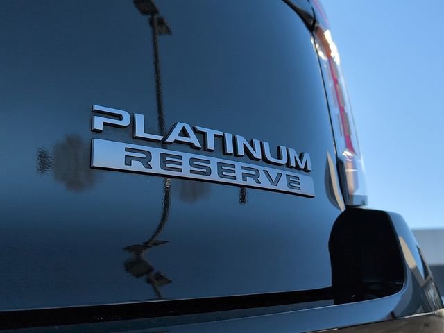 Used 2025 Nissan Armada Platinum Reserve image 32