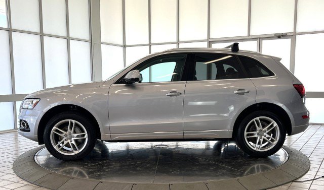 Used 2016 Audi Q5 2.0T Premium Plus w/ Technology Package image 4