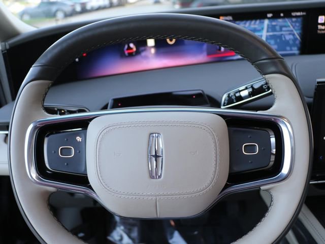 Used 2024 Lincoln Nautilus Reserve w/ Equipment Group 203A AWD/4WD image 22