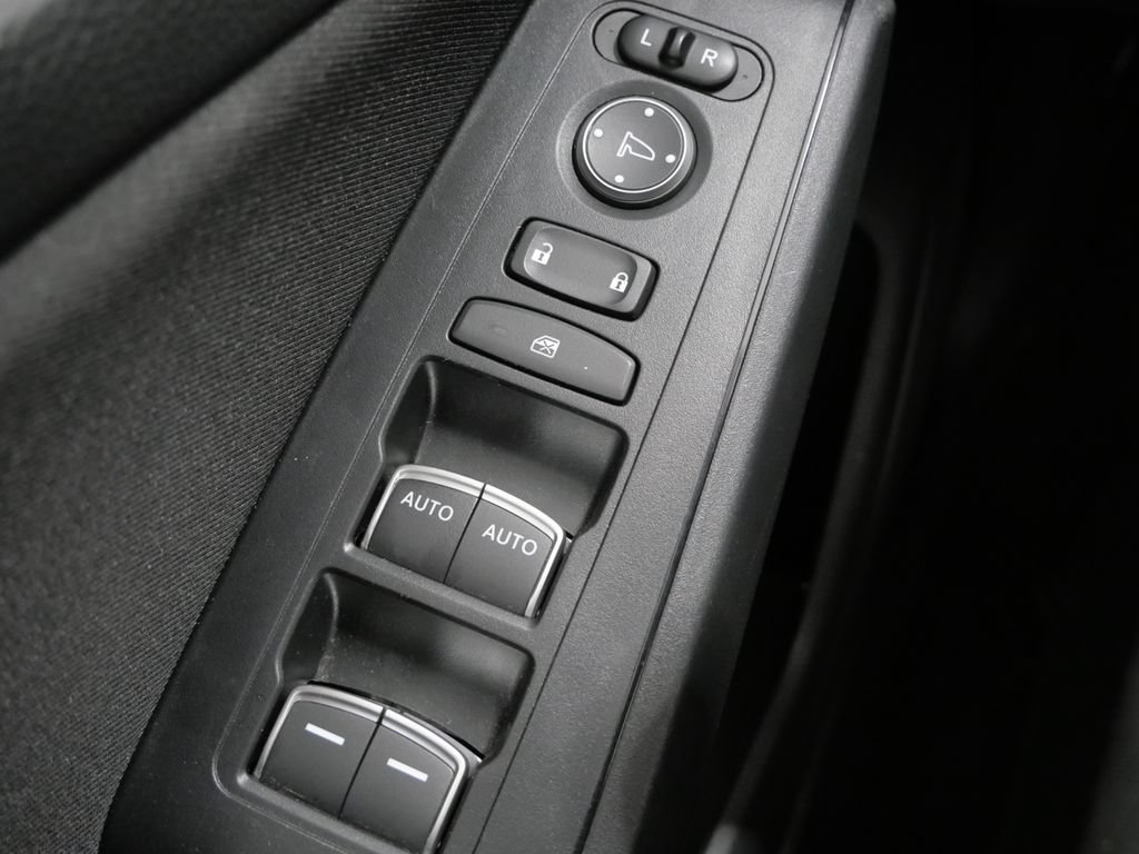 Used 2025 Honda Civic Sport image 13