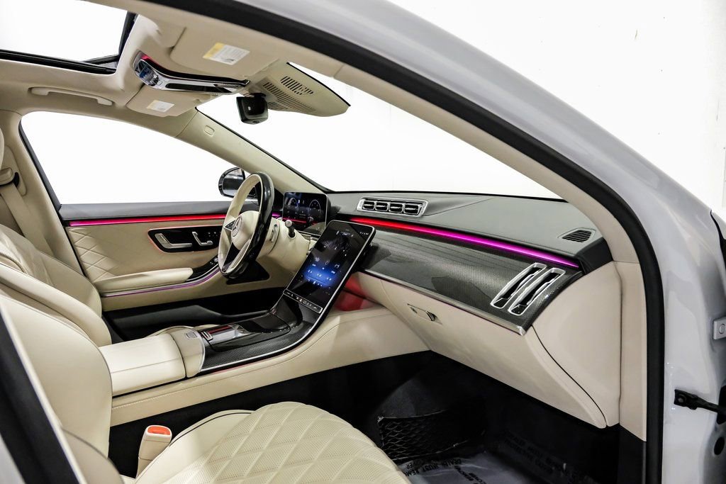 Used 2025 Mercedes-Benz S 580 4MATIC Sedan image 10