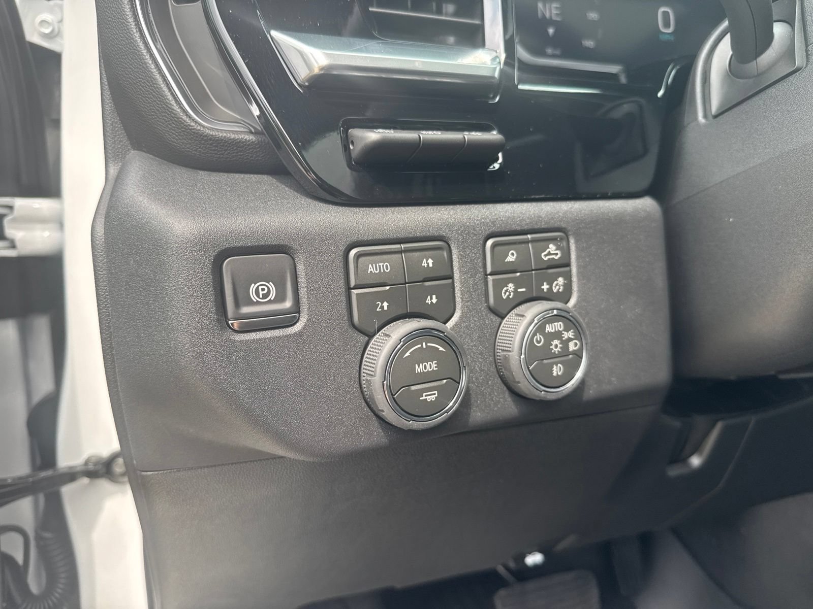 New 2026 Chevrolet Silverado 2500 LTZ AWD/4WD image 21