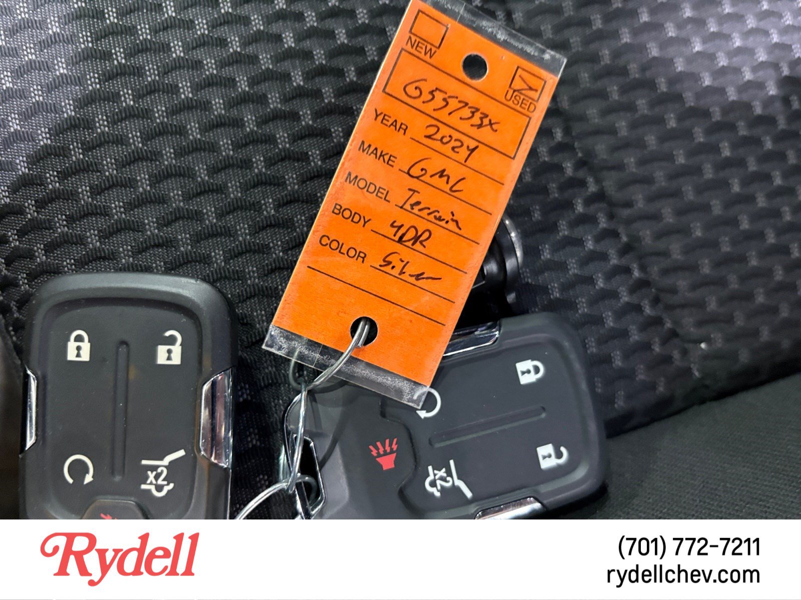 Used 2024 GMC Terrain SLE w/ Driver Convenience Package AWD/4WD image 21