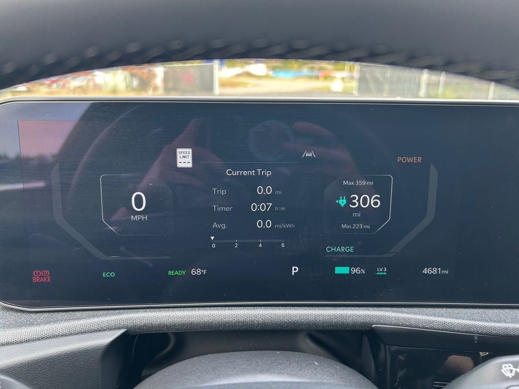 Used 2025 Kia EV6 Light AWD/4WD image 16