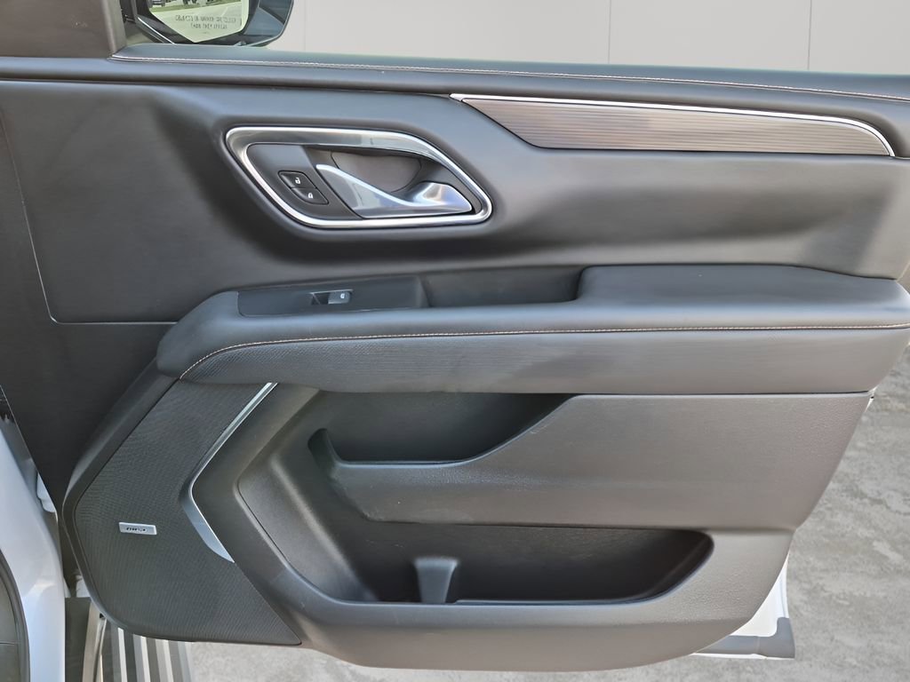 Used 2024 GMC Yukon XL AT4 w/ AT4 Premium Plus Package image 13