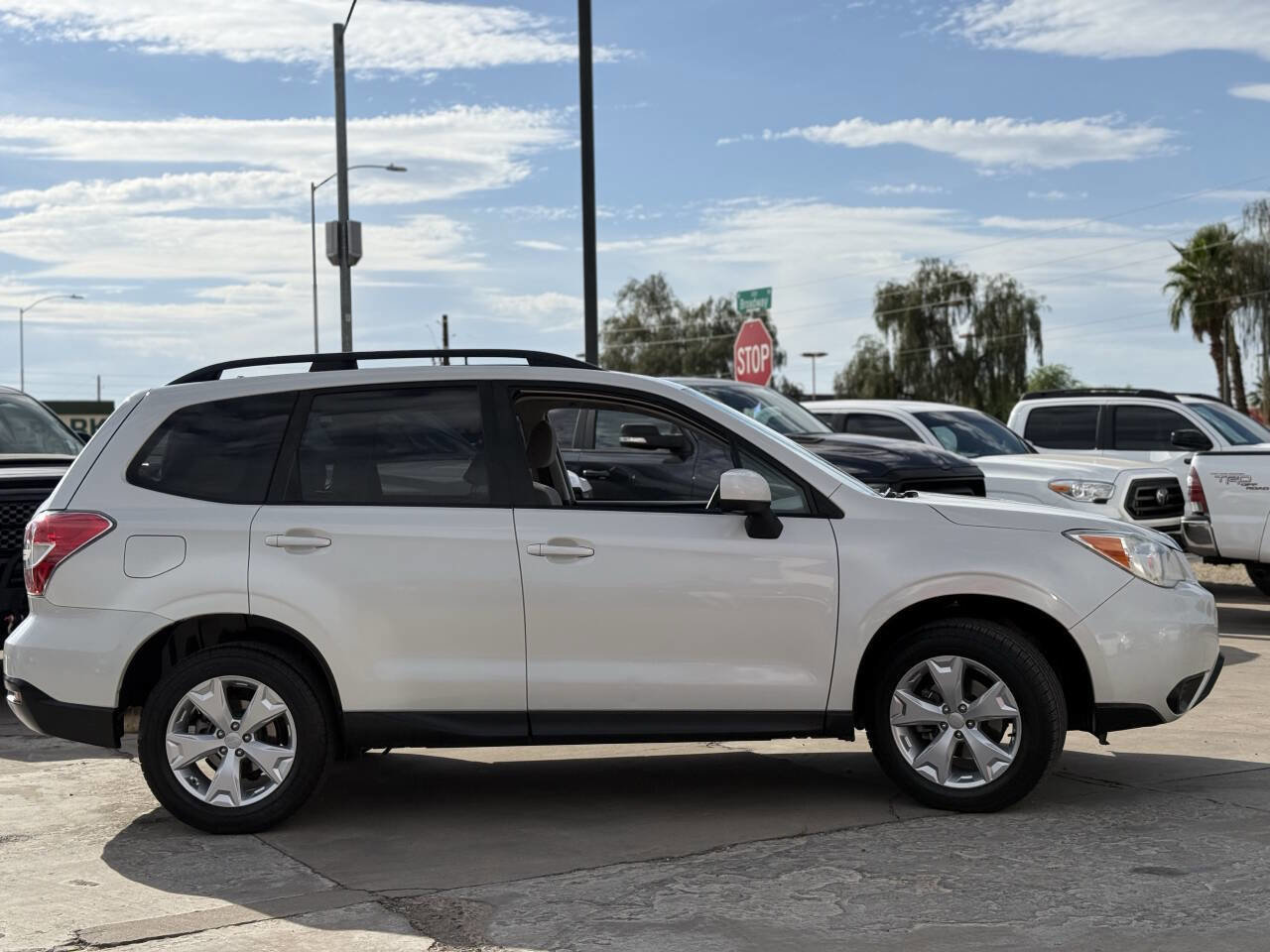 Used 2014 Subaru Forester 2.5i Premium w/ Popular Package #1 AWD/4WD image 3