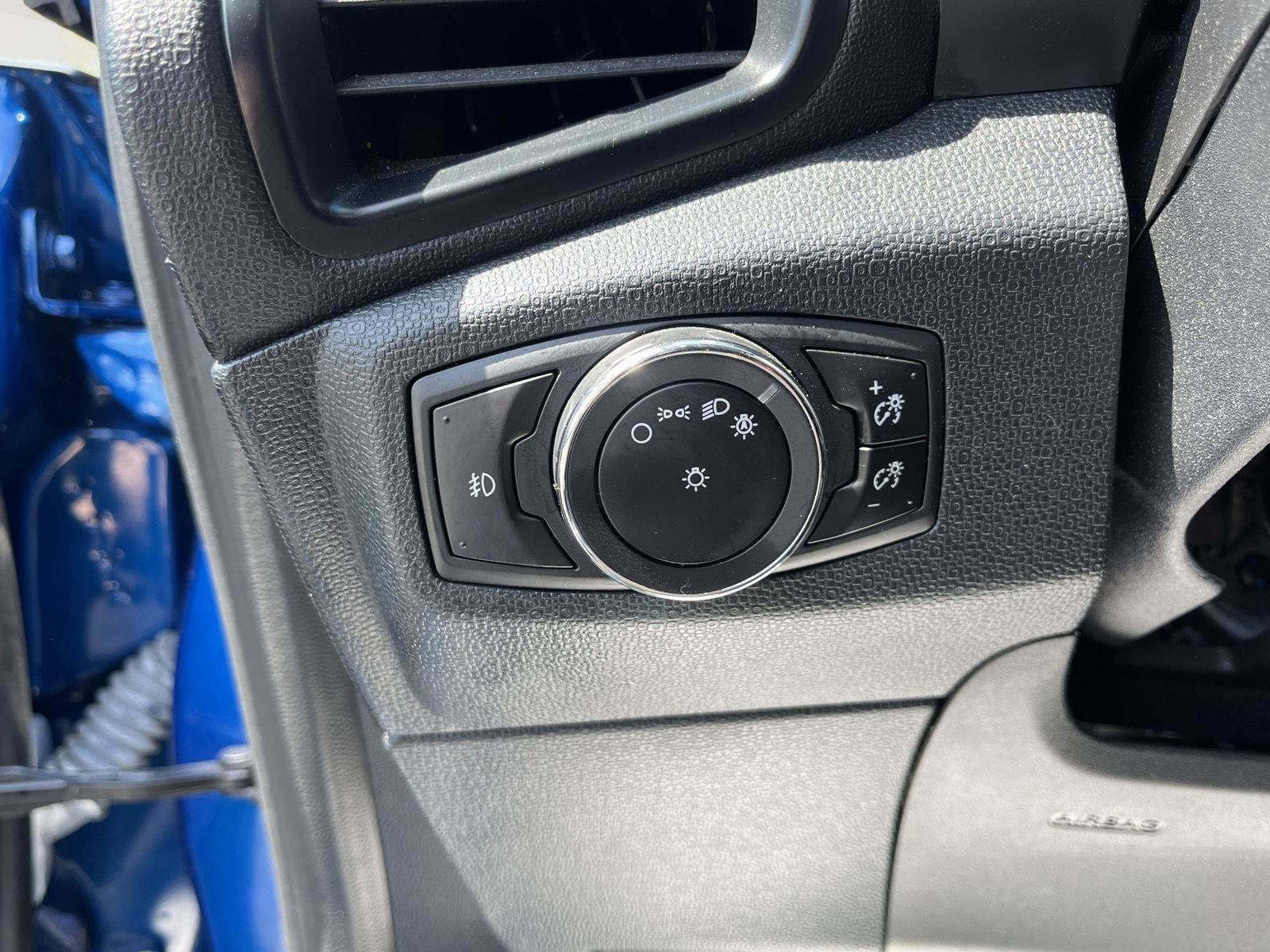 Used 2018 Ford EcoSport SES w/ SES Cold Weather Package AWD/4WD image 29