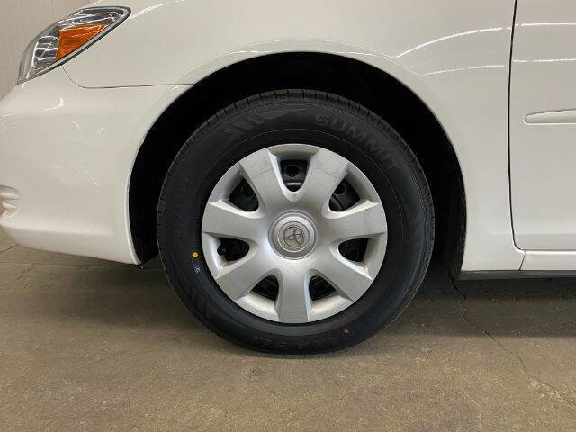 Used 2003 Toyota Camry LE image 23