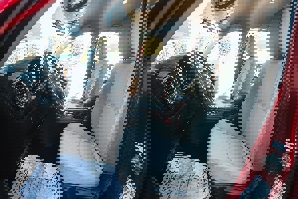 Used 2016 MAZDA MAZDA3 i Sport image 10