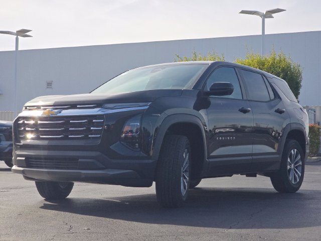 New 2026 Chevrolet Equinox LT w/ Convenience Package II FWD image 11
