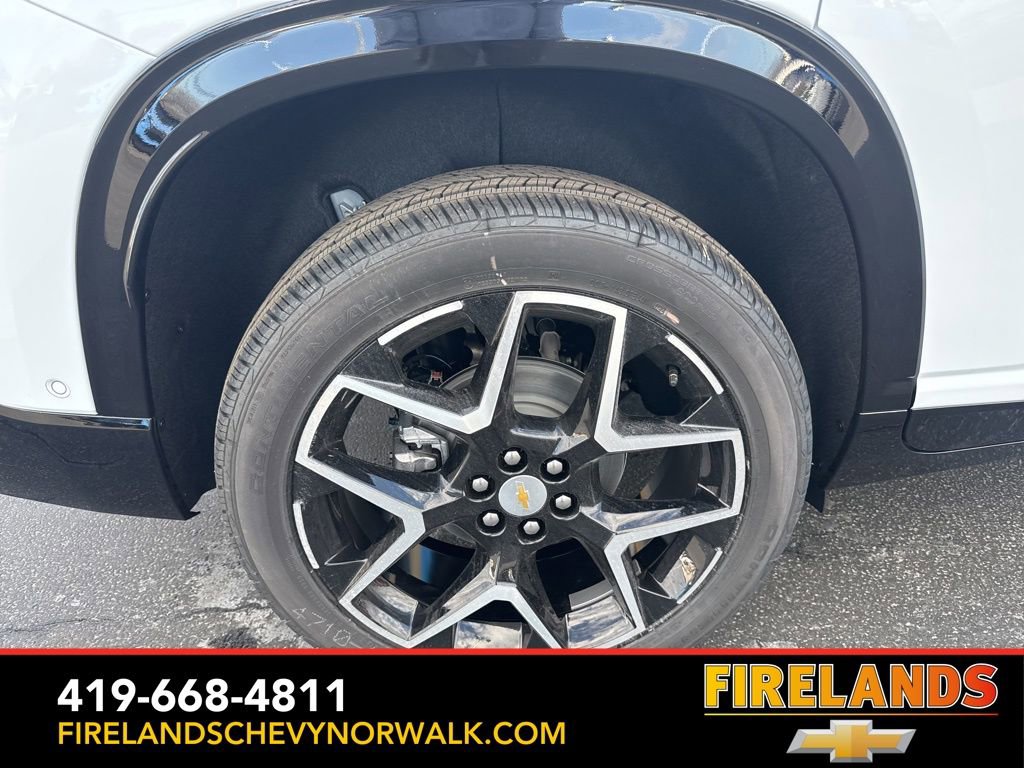 New 2026 Chevrolet Traverse High Country w/ LPO, Floor Liner Package image 26