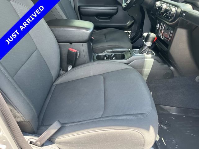 Used 2021 Jeep Gladiator Sport AWD/4WD image 23
