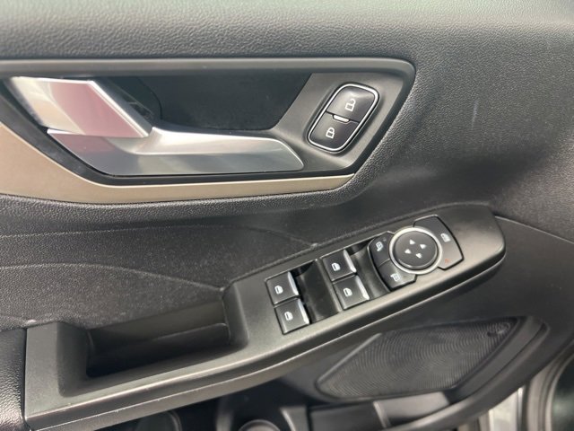 Used 2022 Ford Escape SEL image 13