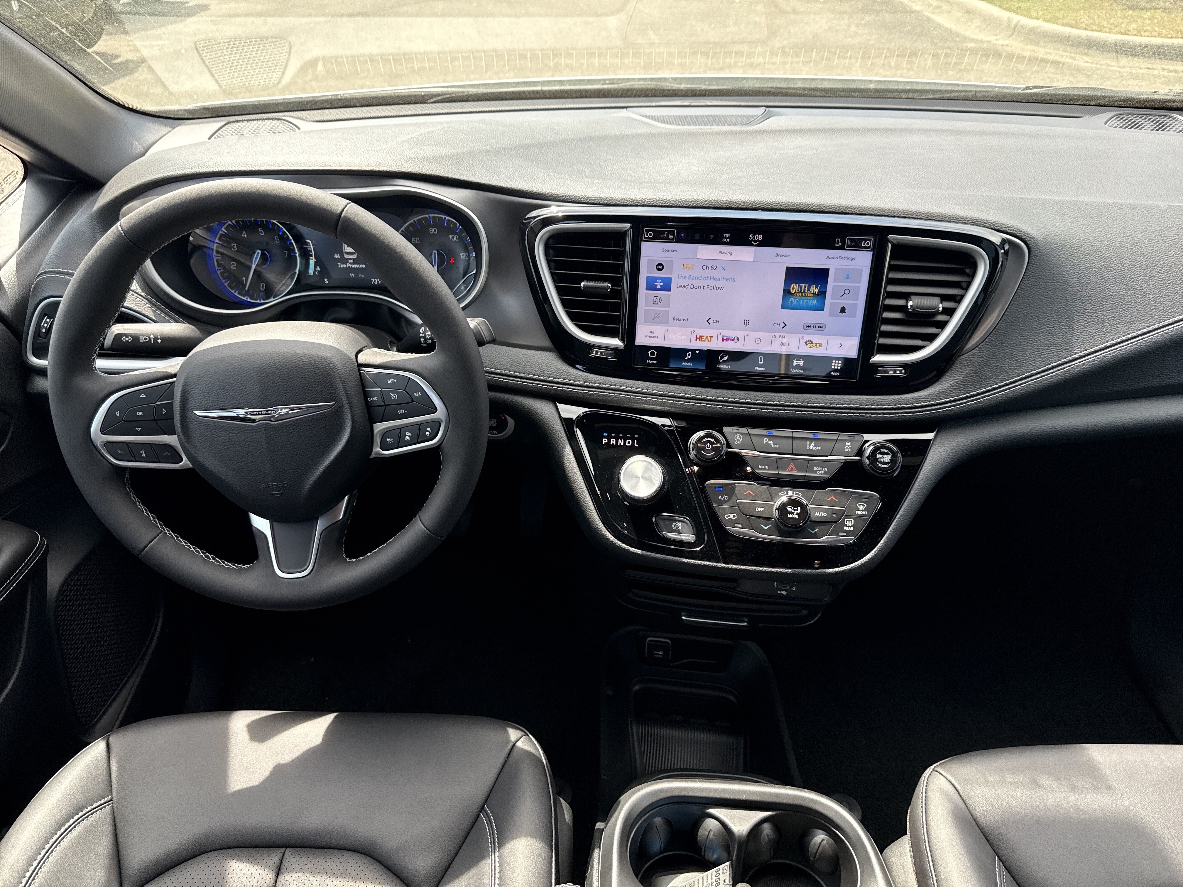 New 2026 Chrysler Pacifica Select FWD image 25